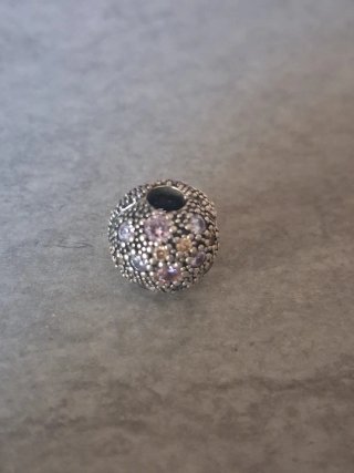 Pandora Charm Circonitas Rosa y Plata. 791286PCZMX