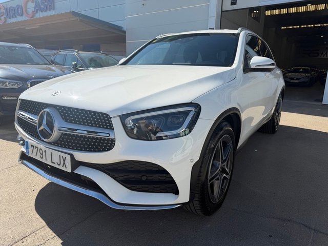 Mercedes-Benz GLC 220d Amg line