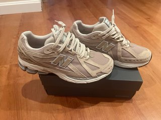 Zapatillas New Balance 1906R Beige/Plata