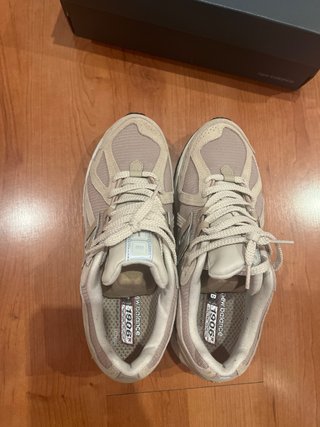 Zapatillas New Balance 1906R Beige/Plata
