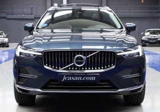 Volvo XC60 2022
