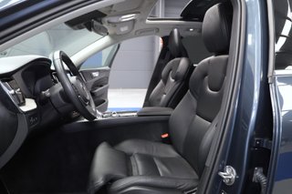 Volvo XC60 2022
