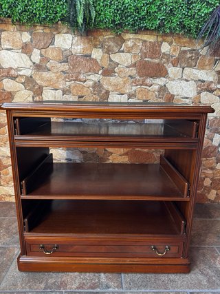 Escritorio Caoba Macizo con Silla de Cuero