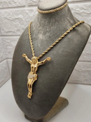 Colgante Cristo Acero Quirúrgico Chapado Oro