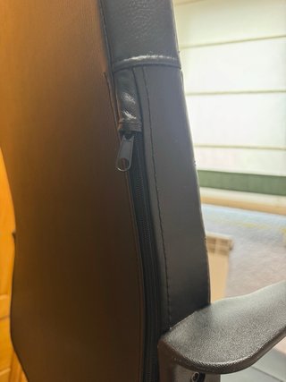 Silla de oficina negra