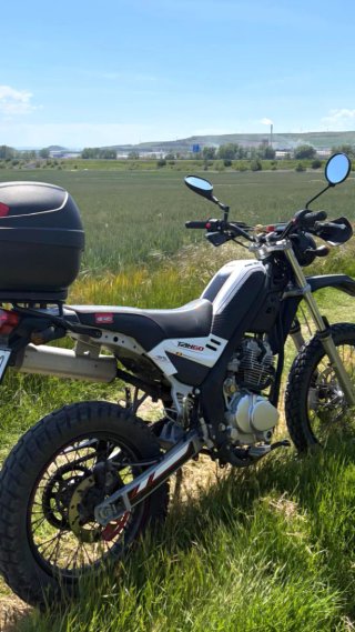 Rieju Tango 125 Enduro Negra/Blanca