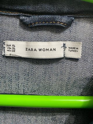 Cazadora vaquera Zara azul Talla M
