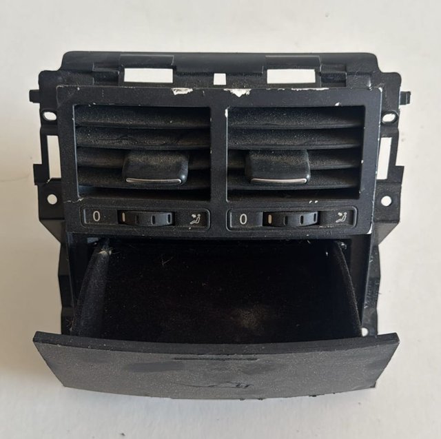 Rejilla de ventilación trasera Volkswagen Touareg