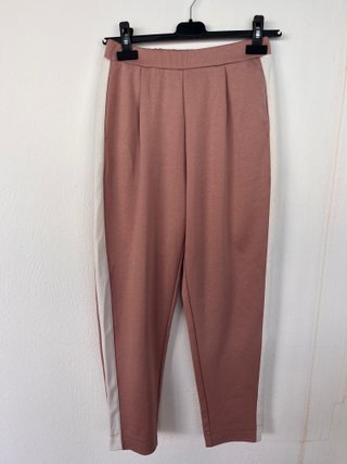 Pantalón Stradivarius rosa con raya lateral