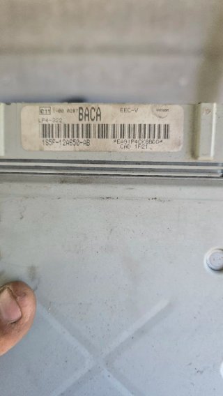 Lote piezas Ford ka