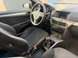 Opel Astra 2007