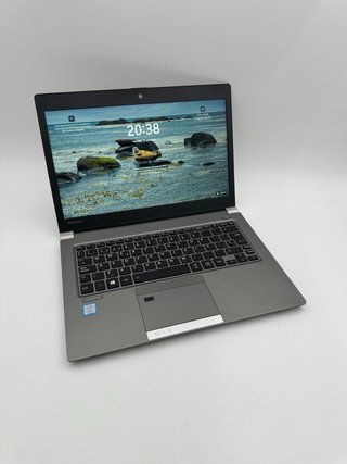 Toshiba i5 8gen 8GB RAM 256GB SSD Win 11