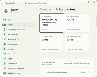 Toshiba i5 8gen 8GB RAM 256GB SSD Win 11