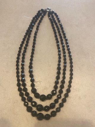 Collar vintage azabache tres vueltas