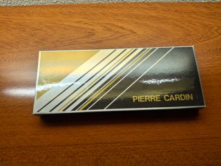 Juego 2 Bolígrafos Pierre Cardin Negro/Dorado