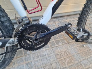 Bicicleta BTT Specialized
