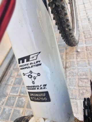 Bicicleta BTT Specialized