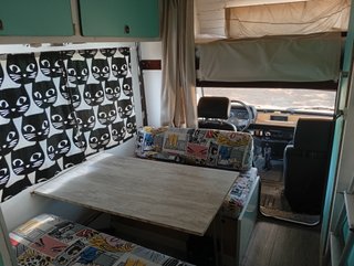 Autocaravana Clasica Ford Transit 1982 española.