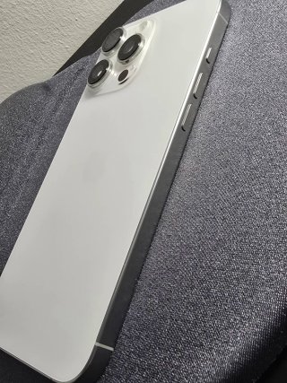 iPhone 16 Pro Max 256GB/Esim