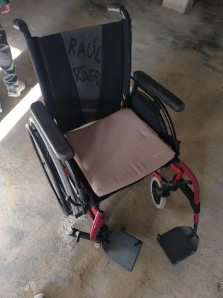 silla de ruedas poco uso