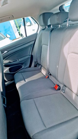 Volkswagen Golf 2021