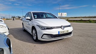 Volkswagen Golf 2021