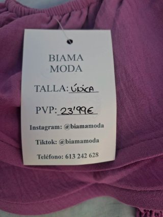 Blusa T U. Con etiquetas. Medidas en descripción