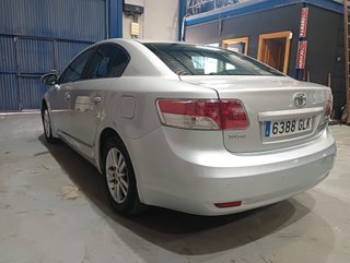 Toyota Avensis 2009