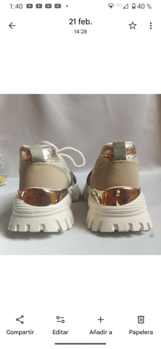 Zapatillas deportivas beige y verde talla 39