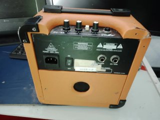 Amplificador Guitarra Mega Amp L-10 Naranja