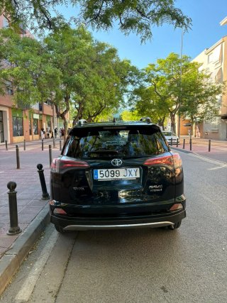 Toyota RAV4 2017