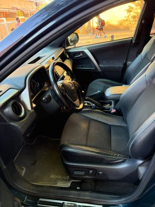 Toyota RAV4 2017