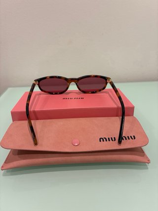 Gafas de sol Miu Miu Tortoise Red