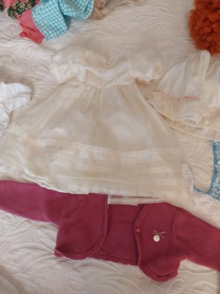 Lote Ropa Bebé Reborn alguna antigua echa a mano