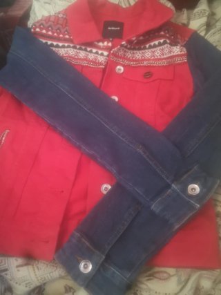 Chaqueta Desigual Roja y Azul