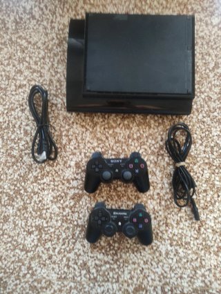 Consola PS3 Slim 500GB Negra + Juego