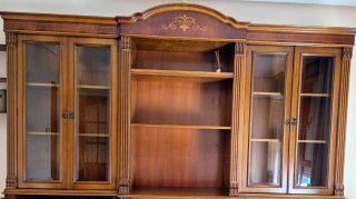 Mueble de salón de madera