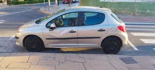 Peugeot 207 2009