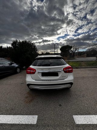 Mercedes-Benz GLA 2016