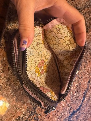 Cartera con estampado