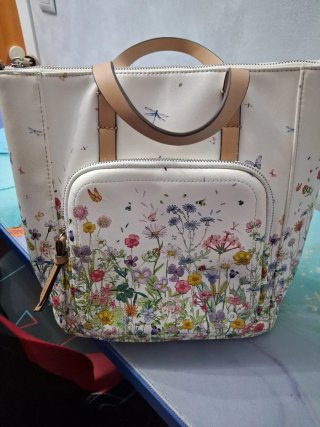 Mochila mujer flores y libélulas