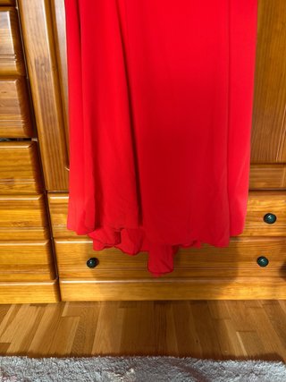 Vestido rojo invitada asimétrico Talla 46
