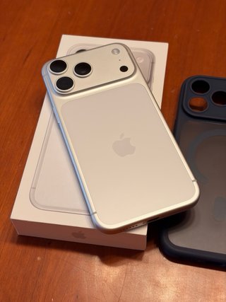 iPhone 17 Pro Max 256GB Plata e-sim