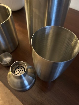 Juego Coctelera, Cubitera y Botellero Metálico