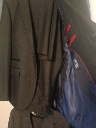Traje Negro Emblems T.50