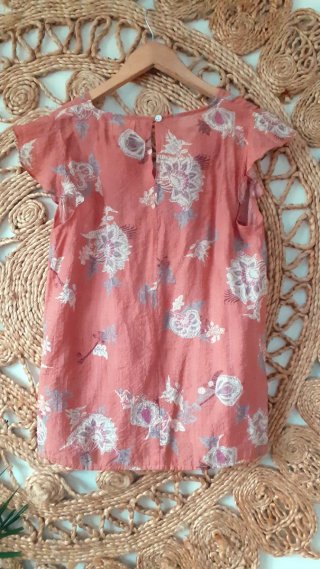 Blusa de flores