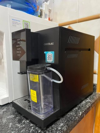 Macchina da caffè superautomatica Cremmaet Compactccino