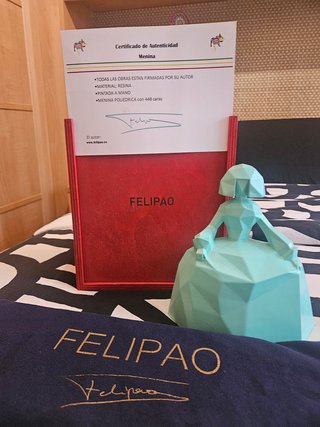 Menina Felipao Poliedrica Resina
