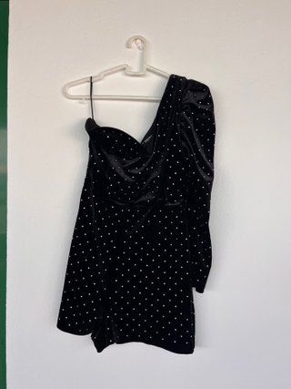 Mono Bershka terciopelo brillantes