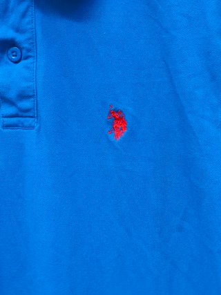 Polo U.S. Polo Assn. azul y rojo Talla M
